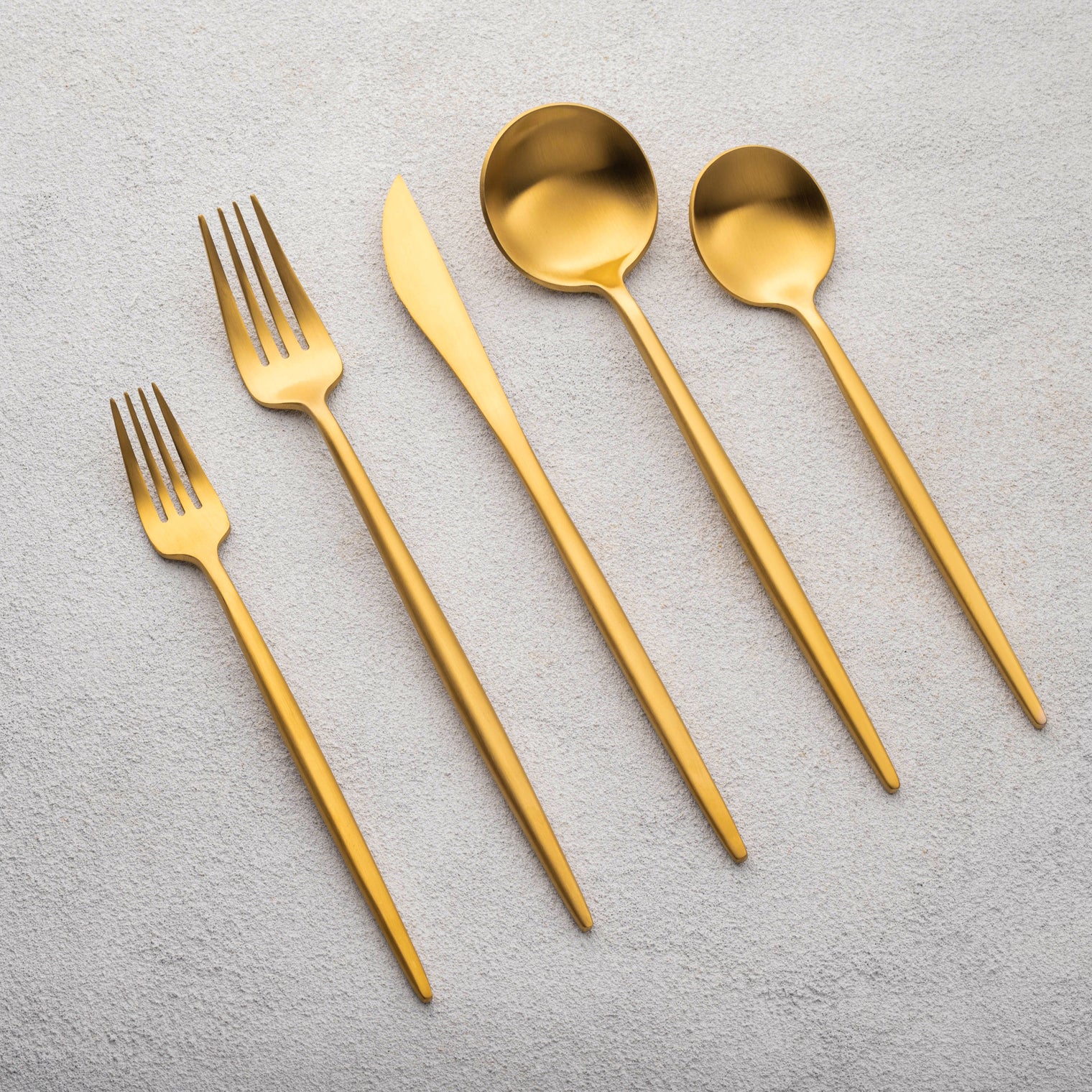 60-Piece Tableware Set