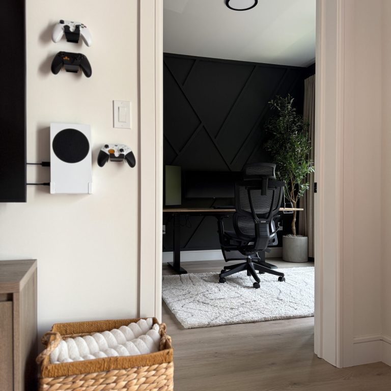 EAA75B53-4206-4DAB-A99D-30A61F028FCD